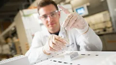 Revolution für Drohnen: Wie die neue BEI-Batterie Flugzeiten und Reichweite verdoppelt